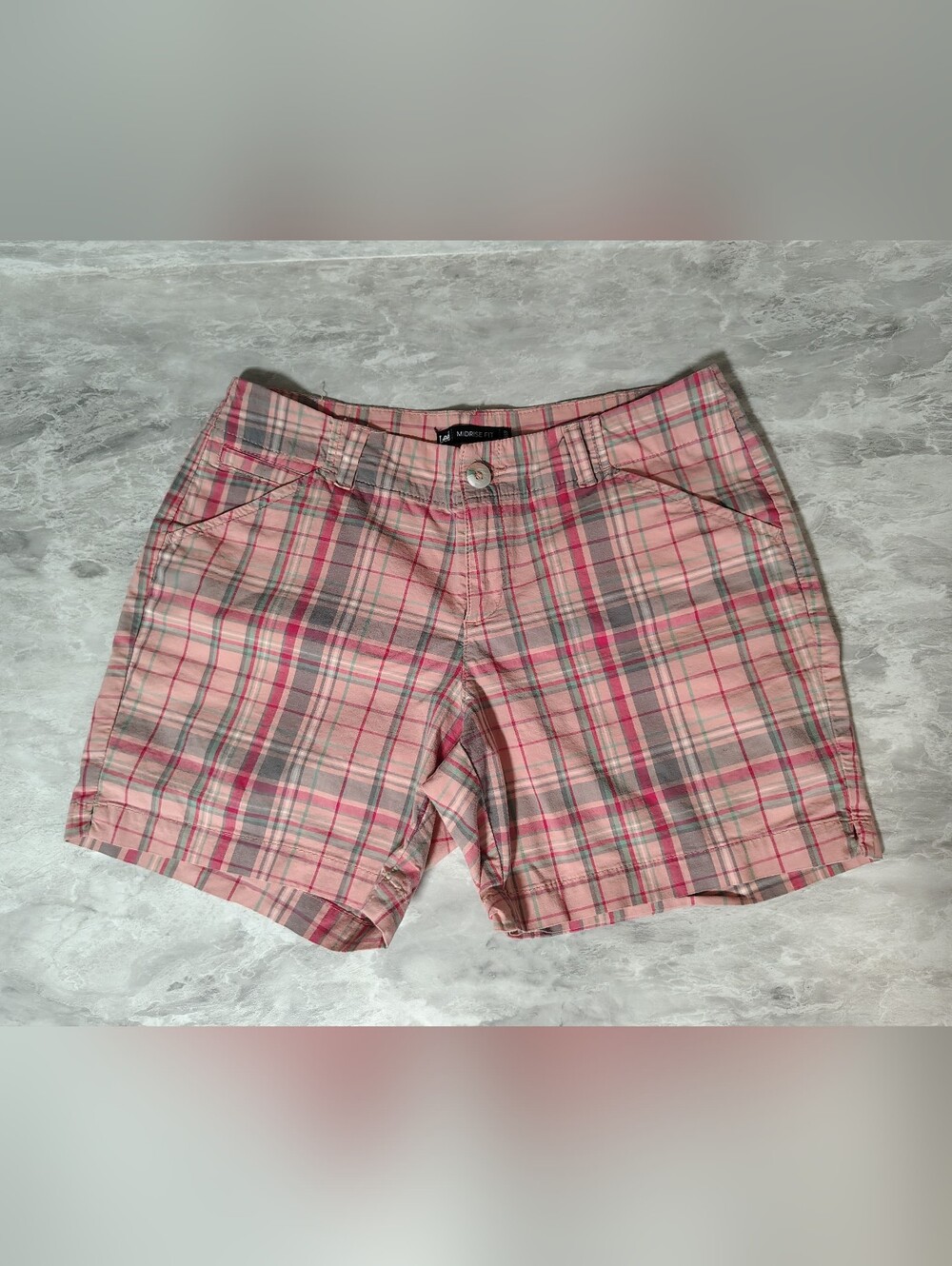 Women's Lee Pink Plaid Shorts 6M